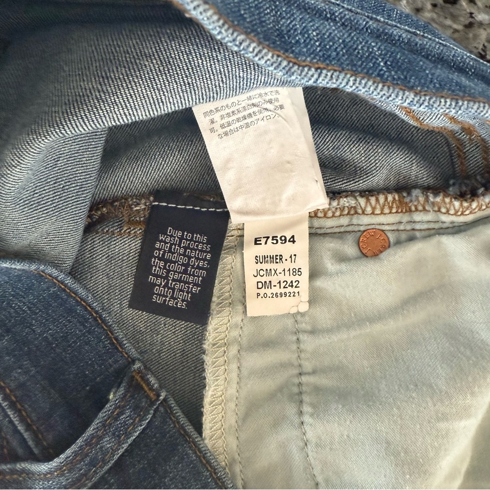 J CREW Denim Shorts - Picture 12 of 12